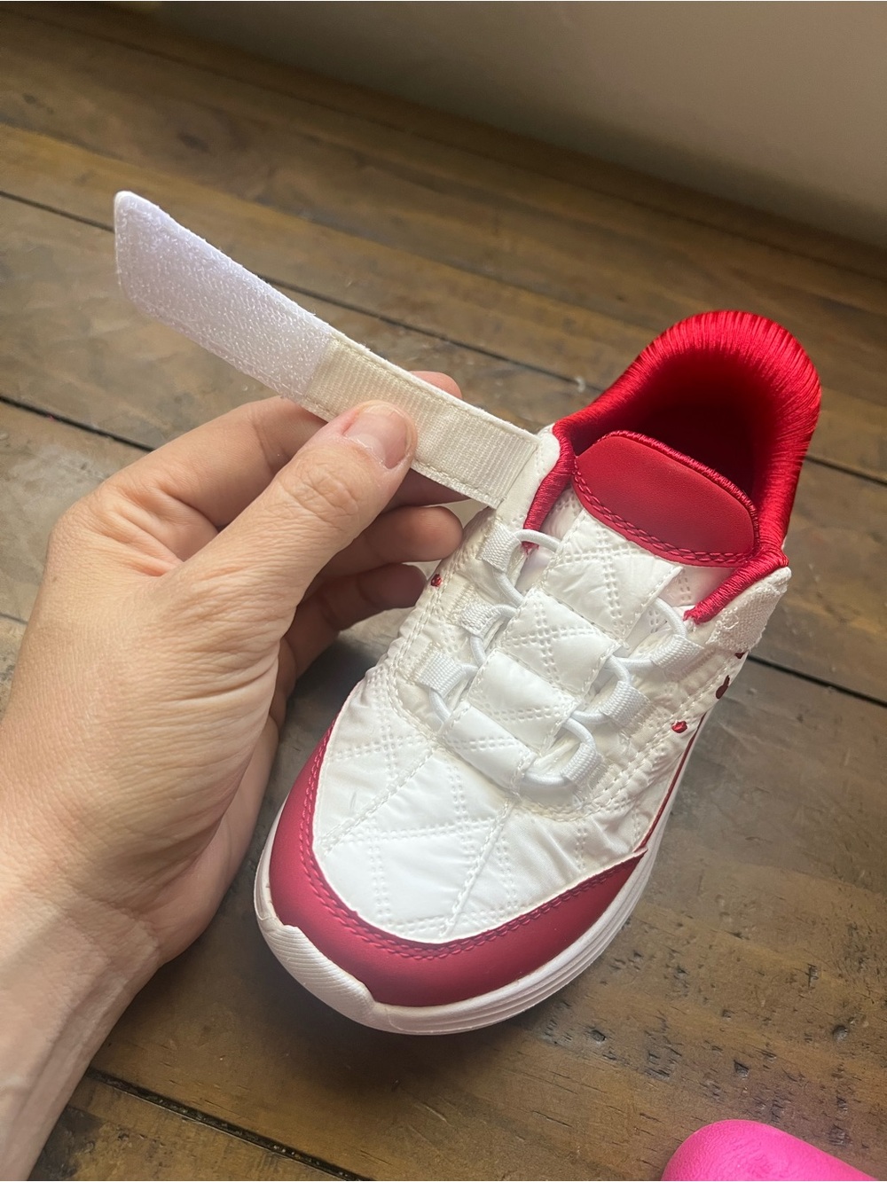 NEW Skechers Slip-ins girls White and Red Heart Sneakers - Picture 6 of 6